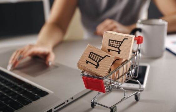 Tài Xế - 'Mắt Xích Vàng' Trong Trải Nghiệm Mua Sắm Trực Tuyến Cùng EMC